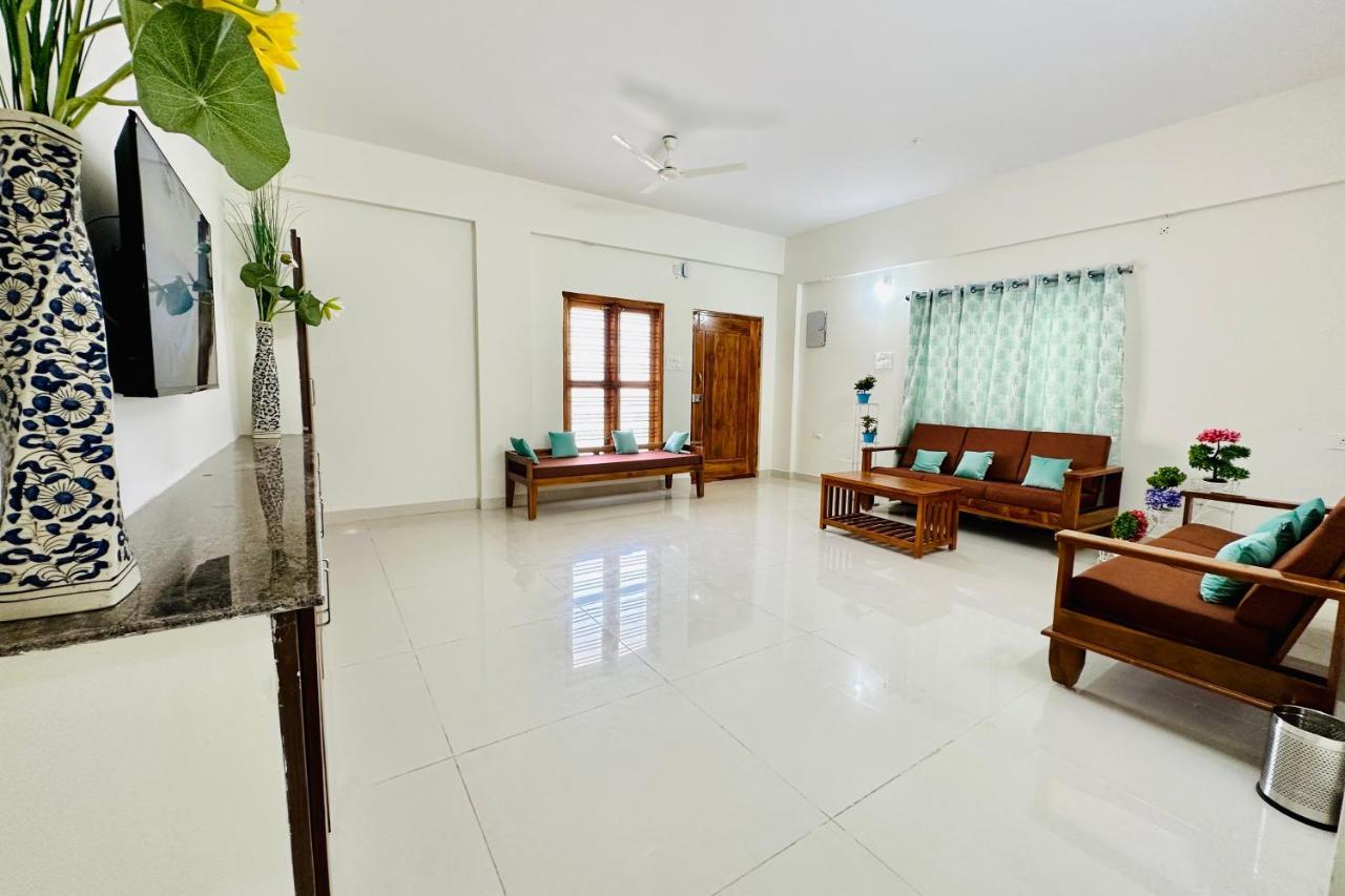 Tirupati Homestay - Ragunatha Resorts - 3Bhk Ac Apartments For Large Families - Free Breakfast - Flyover To Alipiri Gate - Wifi - Android Tv - - Easy Access To Visit All Temples Luaran gambar