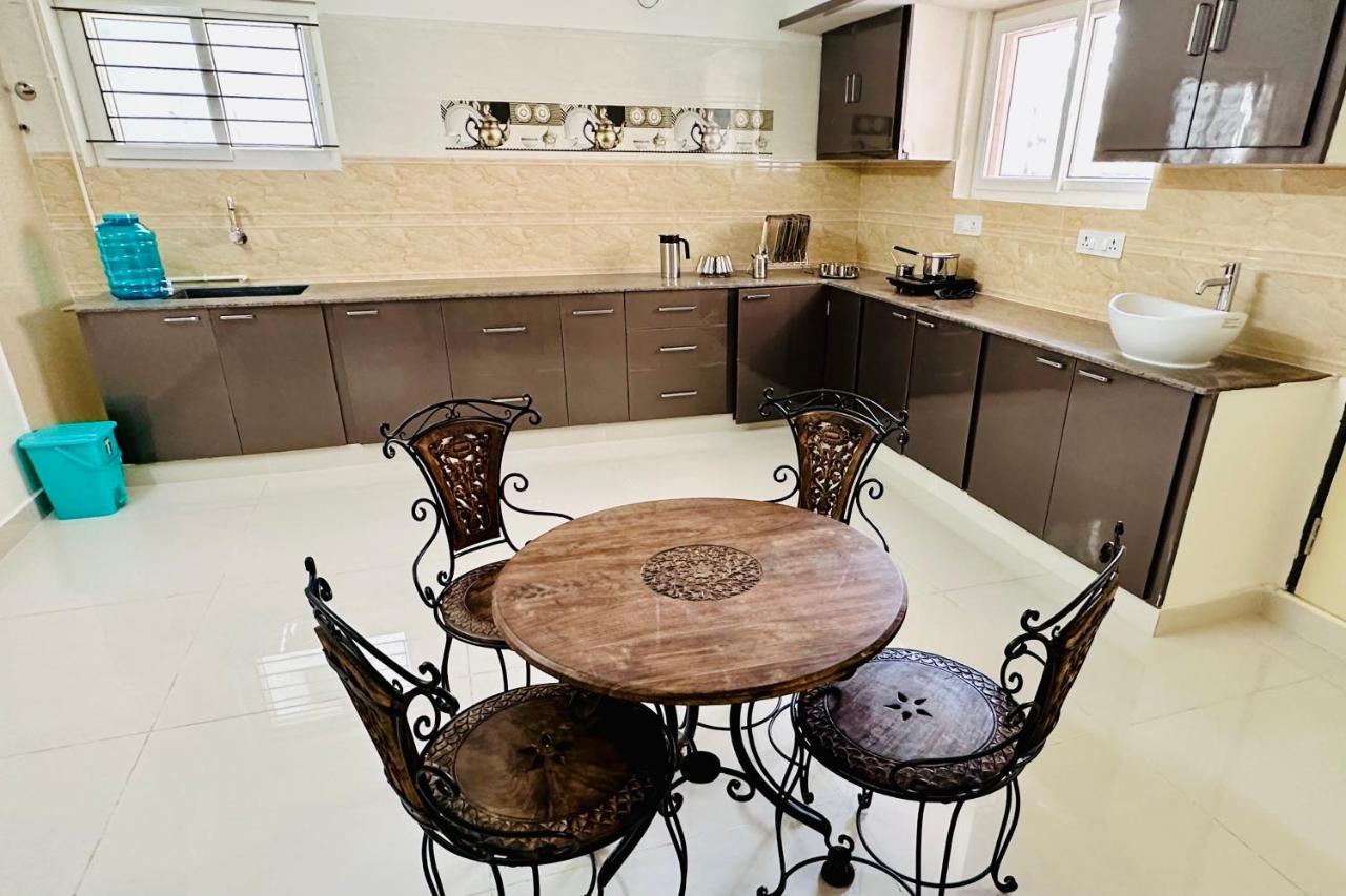 Tirupati Homestay - Ragunatha Resorts - 3Bhk Ac Apartments For Large Families - Free Breakfast - Flyover To Alipiri Gate - Wifi - Android Tv - - Easy Access To Visit All Temples Luaran gambar
